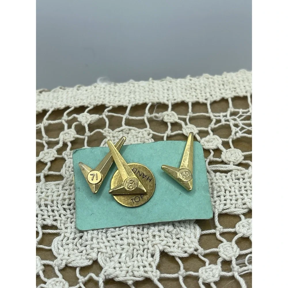 Vintage 1969 &1971 UAW United Auto Workers Check Mark Union Gold Tone Lapel Pin